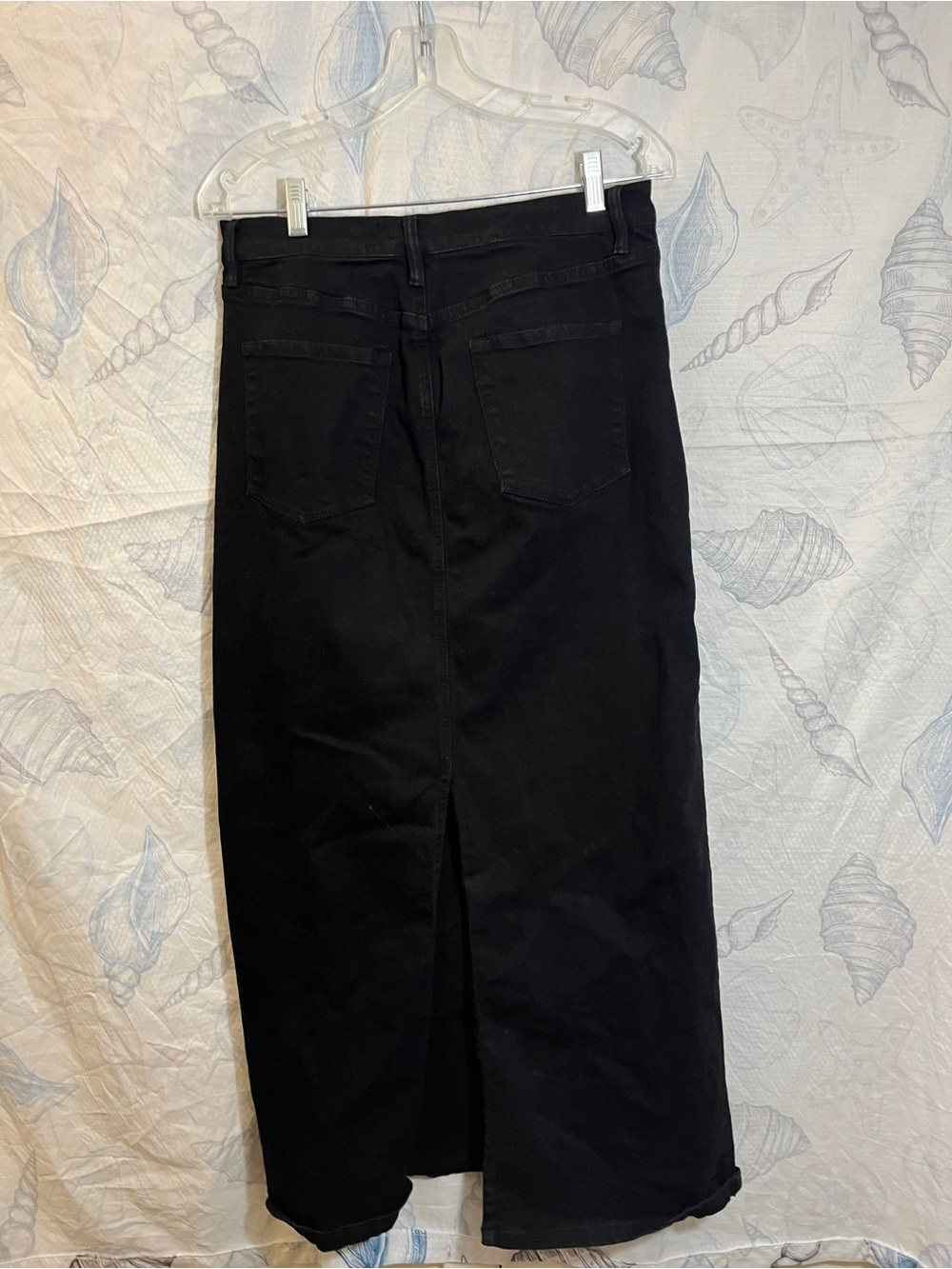 Fashion Nova Black Straight-Leg Jeans